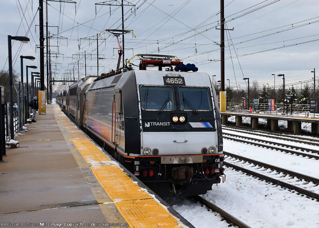 NJT 4652